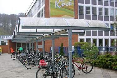 Umweltbewusst und klimaschonend: mit dem Fahrrad zur Arbeit.