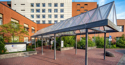 Eingangsbereich von dem KRH Klinikum in Lehrte