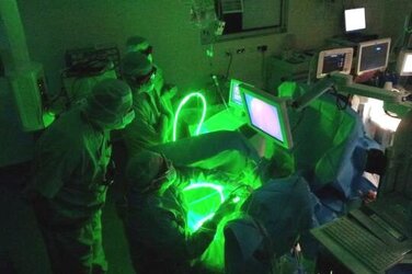 Der neue Laser im Einsatz im OP des KRH Klinikums Siloah.