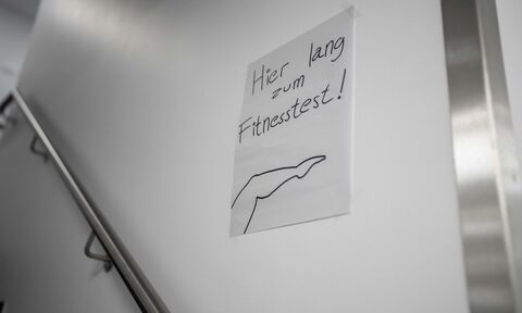 Die Mutigen machten den Fitnesstest der Physiotherapie.