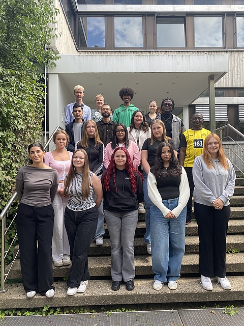 Kurs 08.25.3 mit Kursleitung Dr. Daniela Patan (hinten links)