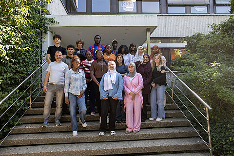82 Personen sind Anfang August in die Pflegeausbildung an der KRH Akademie gestartet.