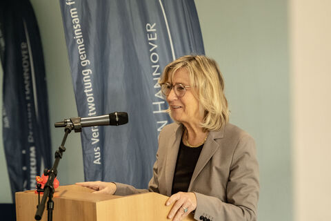 Barbara Schulte (KRH Geschäftsführerin Finanzen und Infrastruktur)