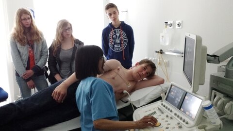 Funktionsdiagnostik durch Ultraschall stand im Klinikum Siloah-Oststadt-Heidehaus auf dem Stundenplan.