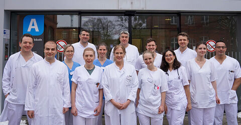 Das Team der Neurologie des KRH Klinikum Nordstadt. Große Freude bei den Mitarbeitenden der Klinik für Neurologie des KRH Klinikum Nordstadt über die erneute Zertifizierung ihrer Stroke Unit.