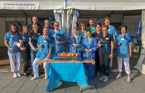 Starke Truppe: Das Team des KRH morgens vor dem Start des Entdeckertags. Im Laufe des Tages kamen noch viele weitere Kollegen hinzu.