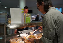 Volker Mehl im Bistro CURA des KRH Klinikum Siloah.