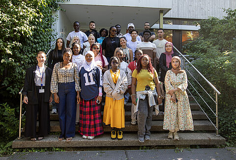 82 Personen sind Anfang August in die Pflegeausbildung an der KRH Akademie gestartet.