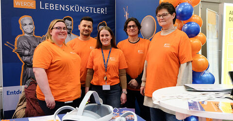 Geballte Power am Stand 3: v.L. Vanessa Günther, Adel Omayrat, Melanie Gäbler, Rainer Widowsky, Heidrun Reuter