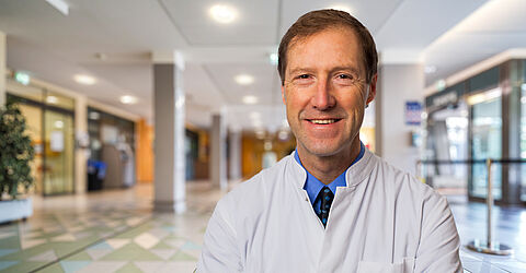 Dr. Martin Stolz, MPH, Chefarzt der Klinik für Altersmedizin und Frührehabilitation