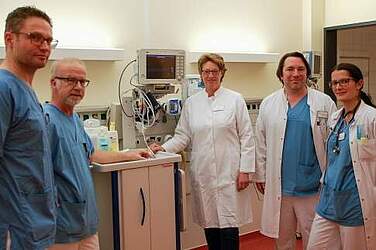Neue IMC-Station: Oke Fedders, Eckart Seebohm, Dr. Kirsten Terhorst, Alexander Akur und Sarah Arndt.